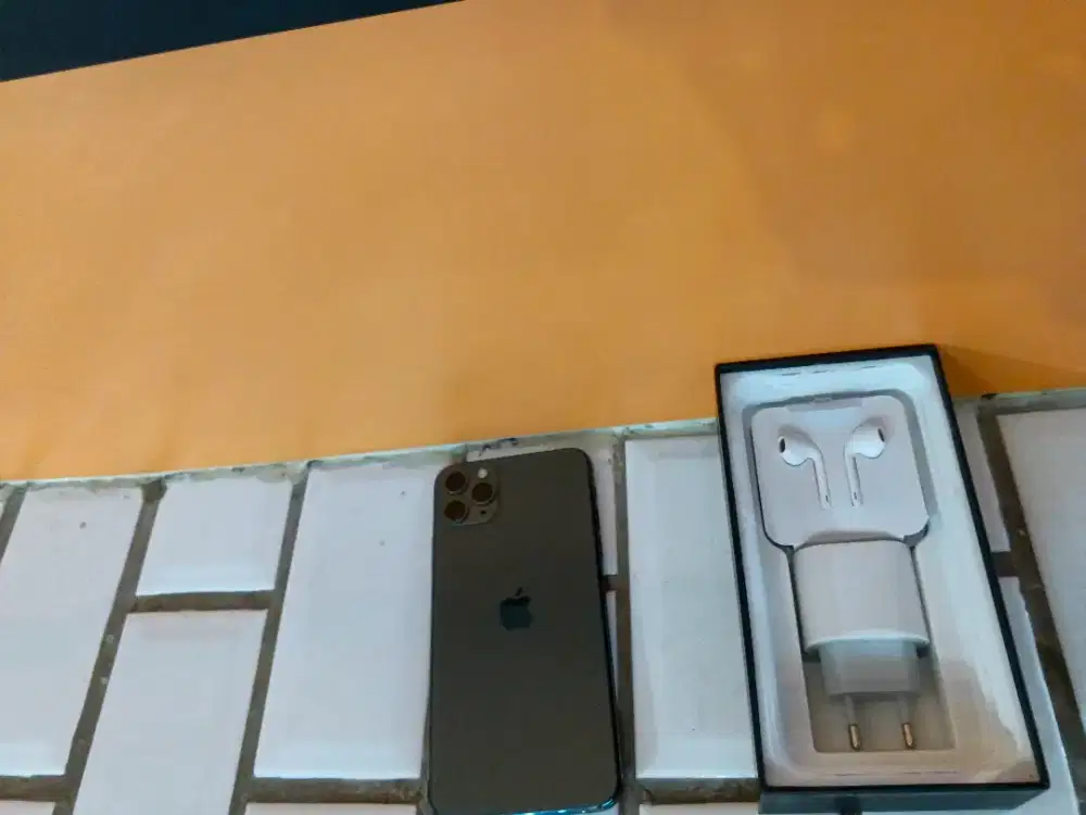 Iphone 11 pro max 256gb income baru