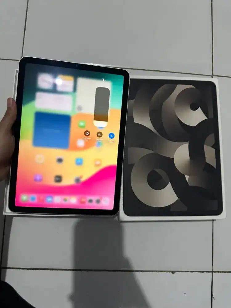 iPAD AIR 5 64GB INTER
FULLSET
MINUS PEMAKAIAN 
5,550 NEGO TIPIS