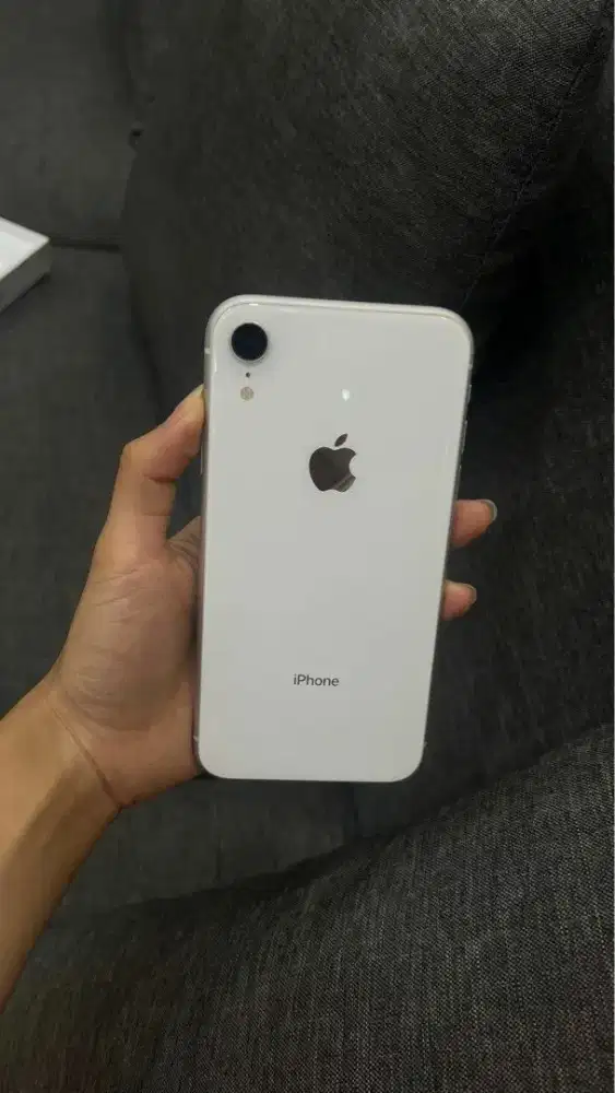 iPhone XR 128GB Nominus