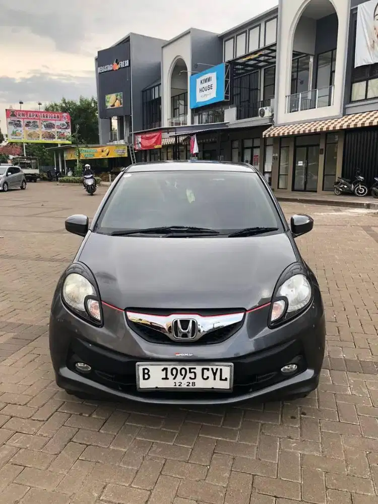 Honda Brio e at matic 2014 ganjil