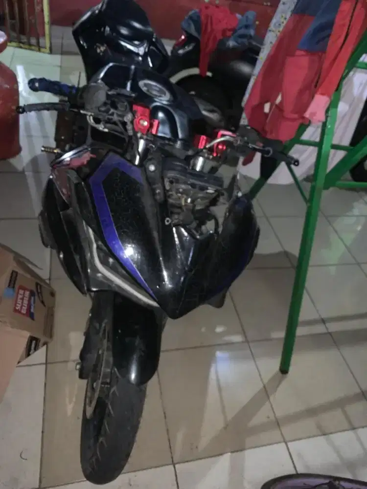 Yamaha R15 2015