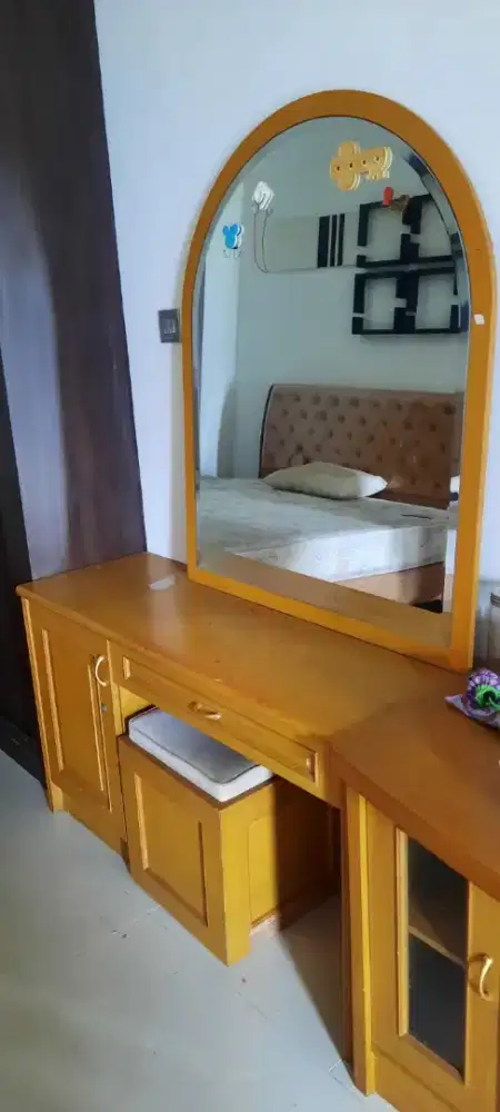 Preloved Meja Rias

Sudah termasuk kursi