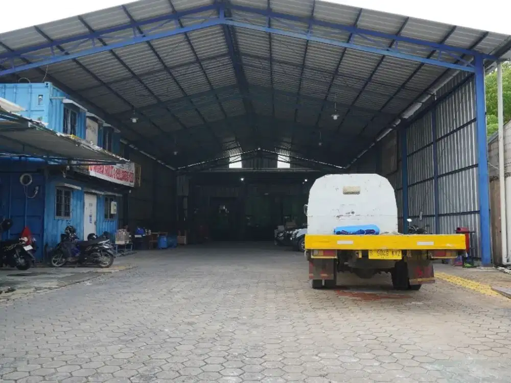 Dijual/Disewa gudang siap pakai lokasi strategis di Kelapa Dua Wetan Ciracas