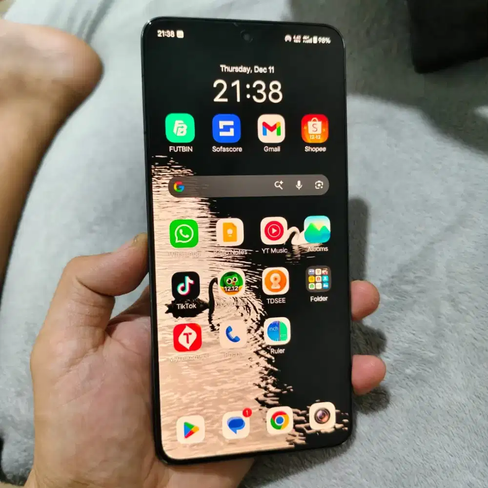 Iqoo 13 512 16 fullset garansi sampe januari