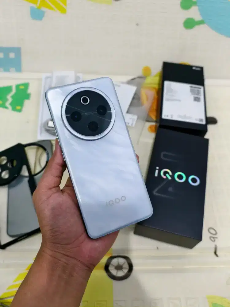 Vivo IQOO Z10 5G Ram 8GB + 8GB / Rom 256GB Fullset Ori