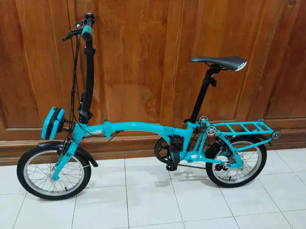 Sepeda lipat Trifold 3 Speed, kondisi bagus mulus.