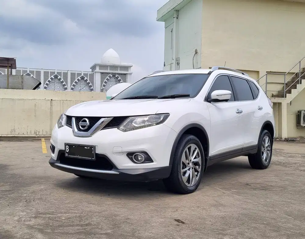 Nissan X-trail 2.5 2015