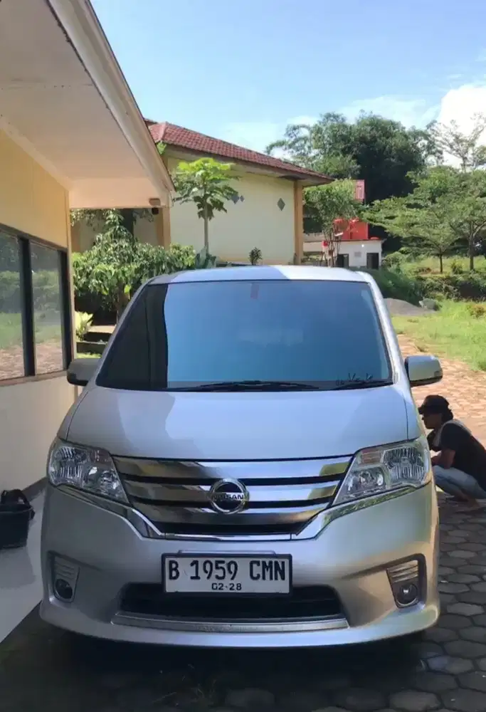 Nissan Serena 2013 Bensin