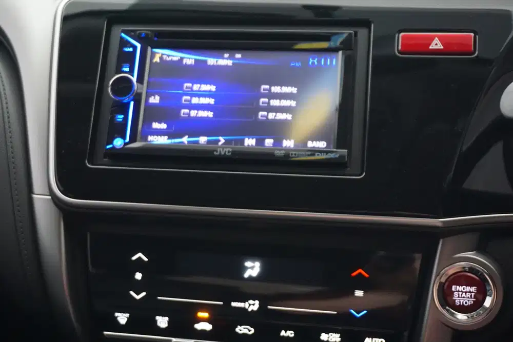 Honda City RS 2014 Putih Mutiara CVT Mulus Bergaransi Istimewa