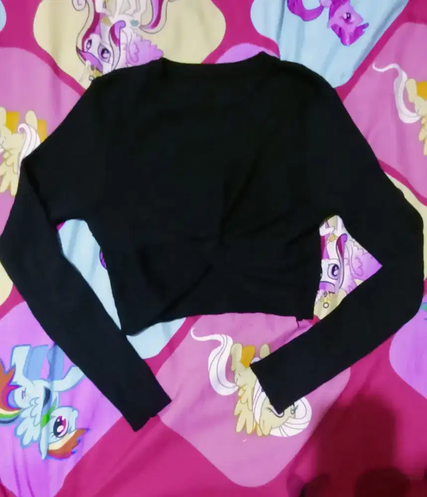 Crop Top Premi ya kk