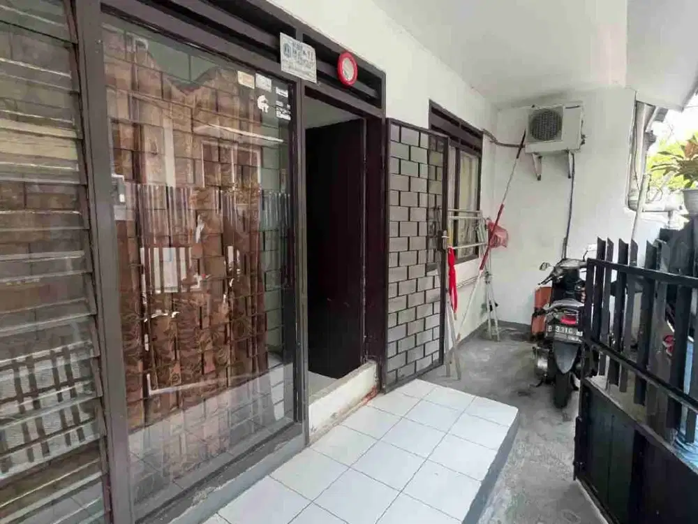 RUMAH TUA HITUNG TANAH 1 LANTAI TANJUNG DUREN JAKARTA BARAT
