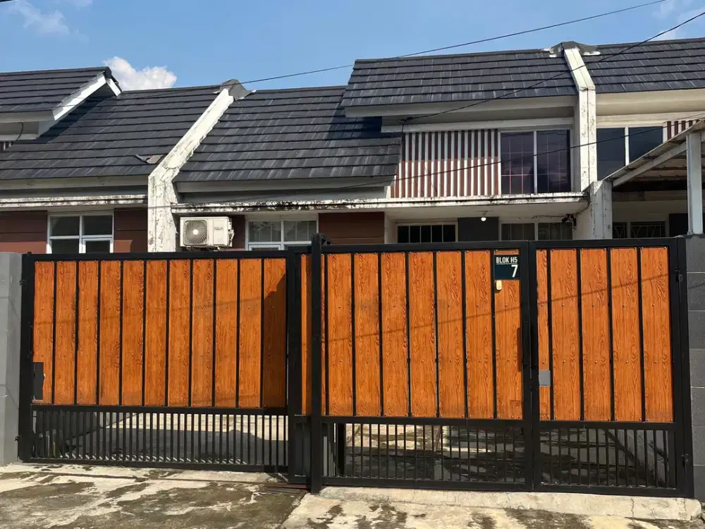 Rumah 2 lantai di jalan utama Setraland Parung Panjang