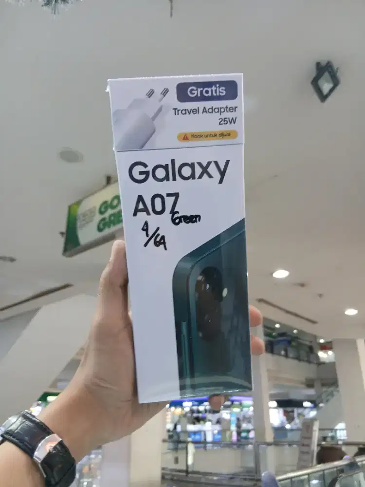 SAMSUNG A07 64 GB BARU