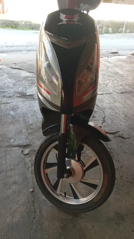 Sepeda listrik CH E-Bike