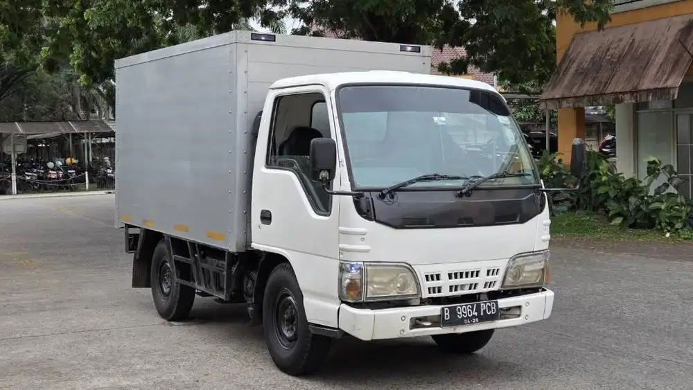 Isuzu Elf NHR 55 2011 BOX ALMUNIUM