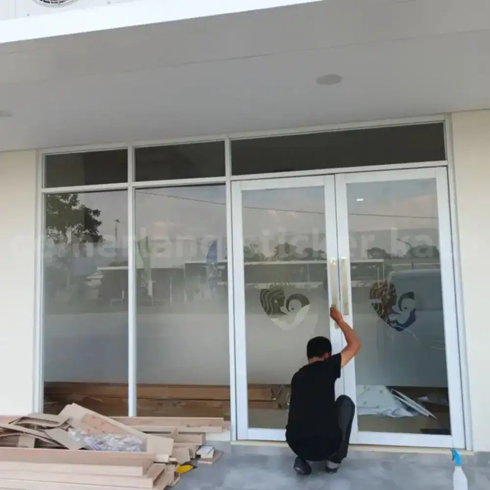 Jasa pasang sticker kaca film