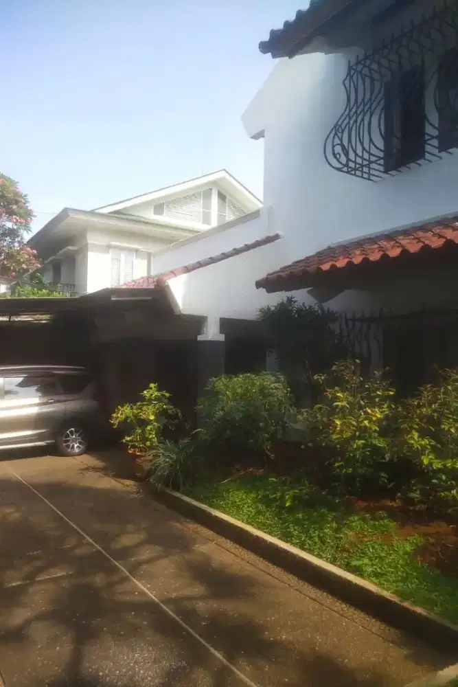 Dijual Rumah Mewah Siap Huni di Arteri Pondok Indah