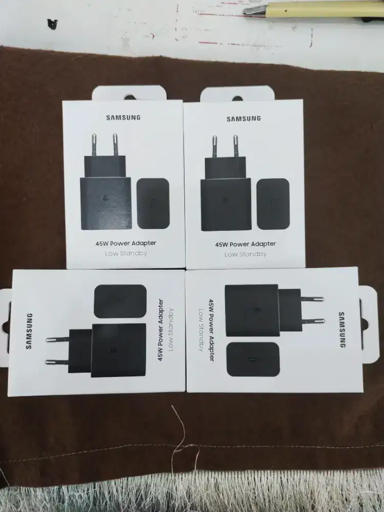 Adaptor 45watt original hitam