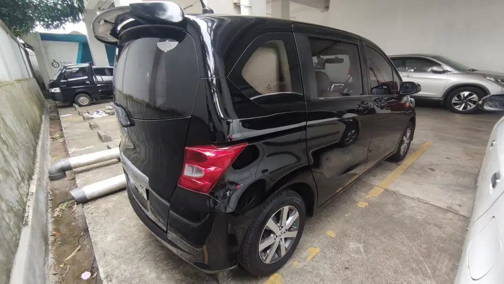 Honda Freed 2009 Bensin
