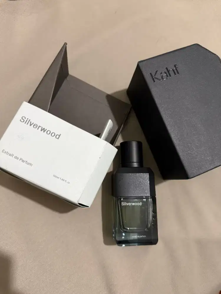 Extrait de Parfume Kahf Silverwood