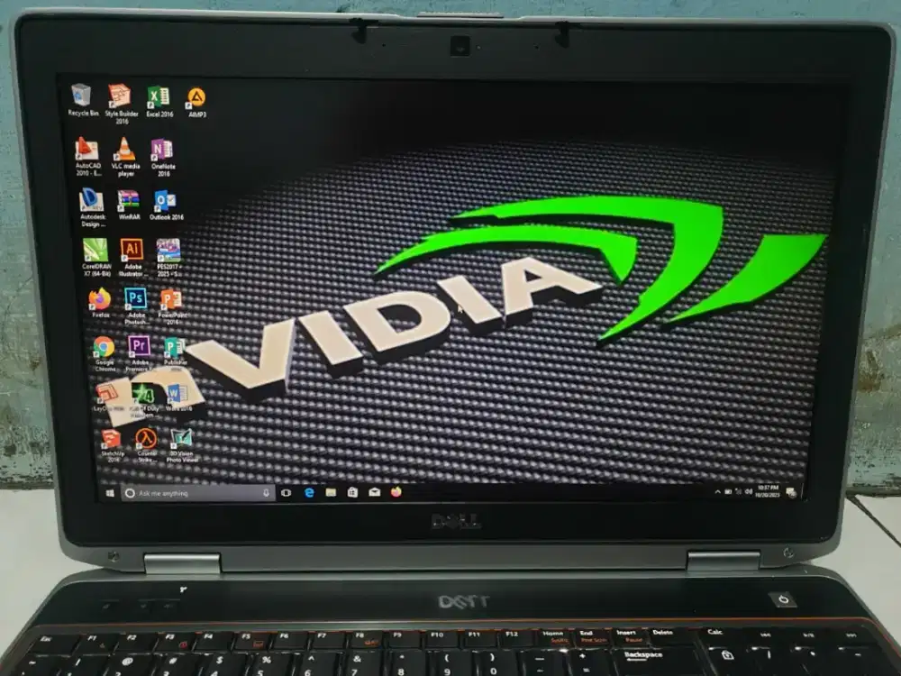DELL CORE i7 NVIDIA RAM8GB/SSD FULL APLIKASI DESAIN GAME