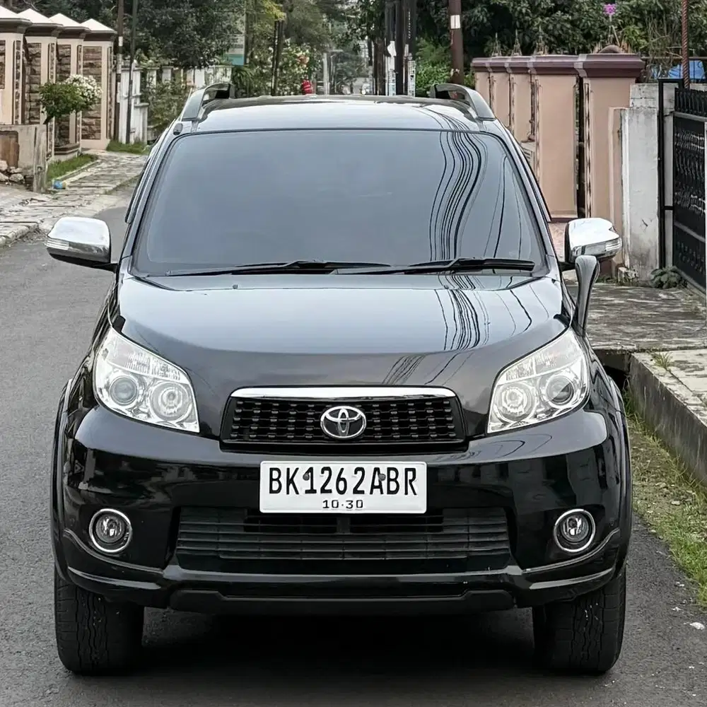Toyota Rush S 1.5 Manual 2010