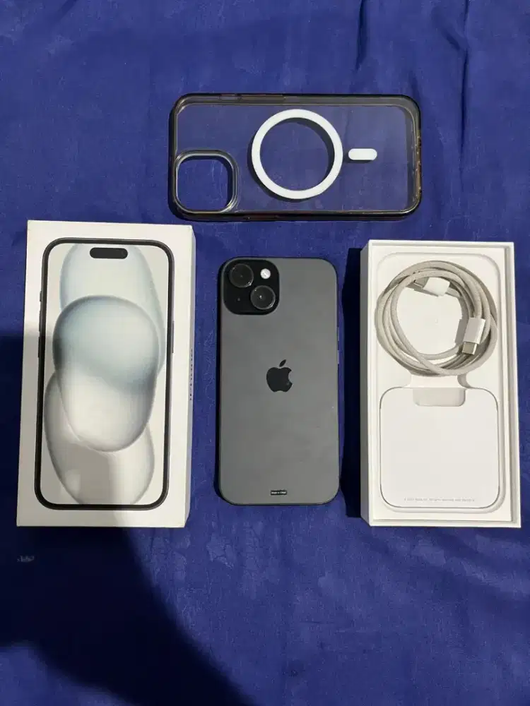 Iphone 15 128gb black garansi on iBox