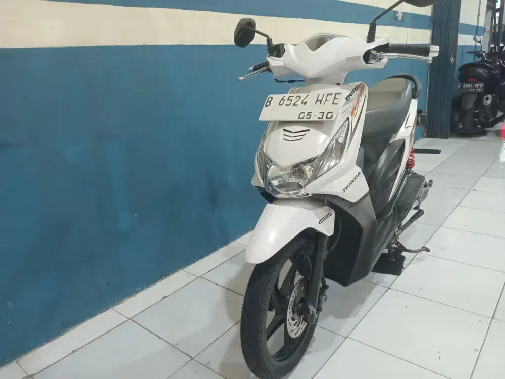 jual Honda beat karbu 2011
