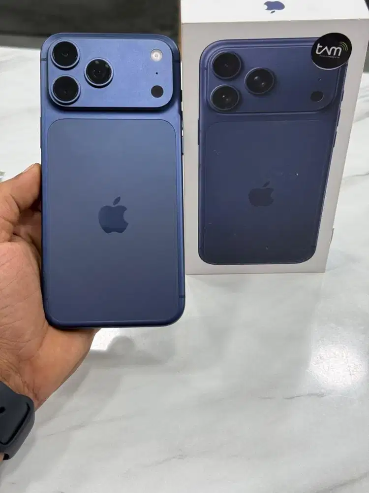 IPHONE 17 PROMAX 256 SECOND RESMI IBOX GARANSI PANJANG