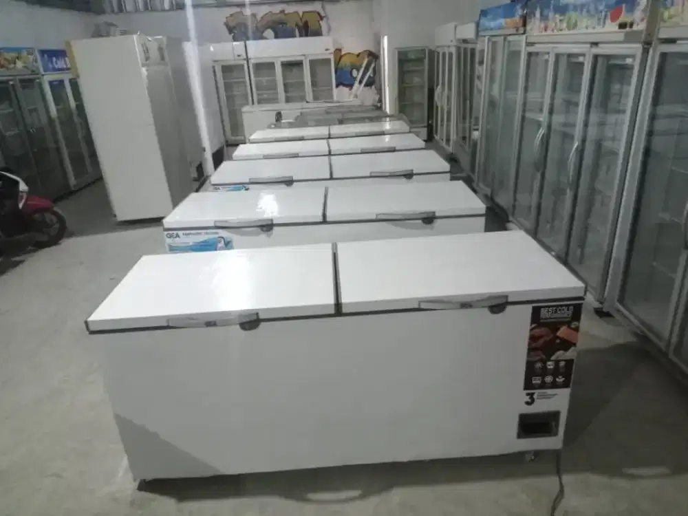 JUAL Freezer Bok 715L