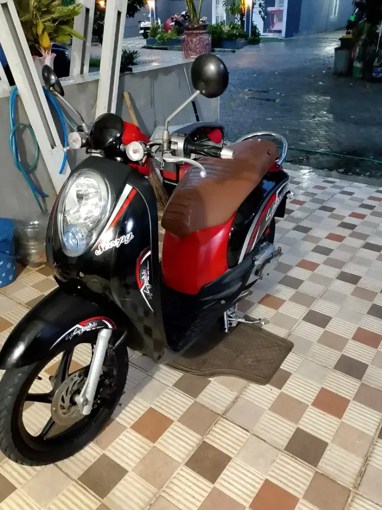 Jual Honda Scoopy 2013