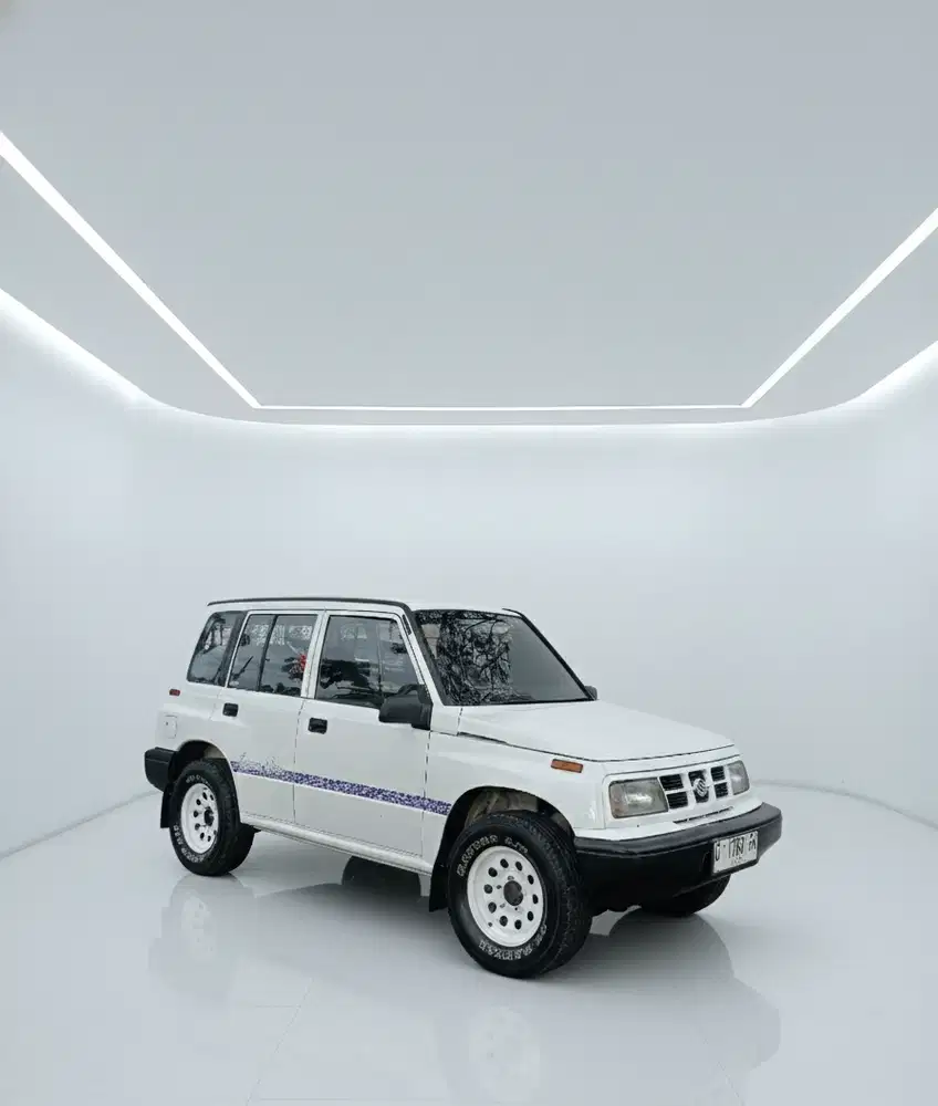 Suzuki Sidekick 96 Putih dari lahir modif Summer wind ala JDM