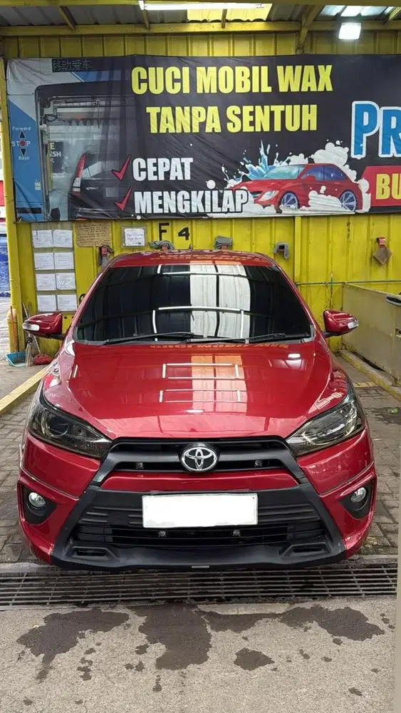 Mobil Toyota Yaris 2014 G matic