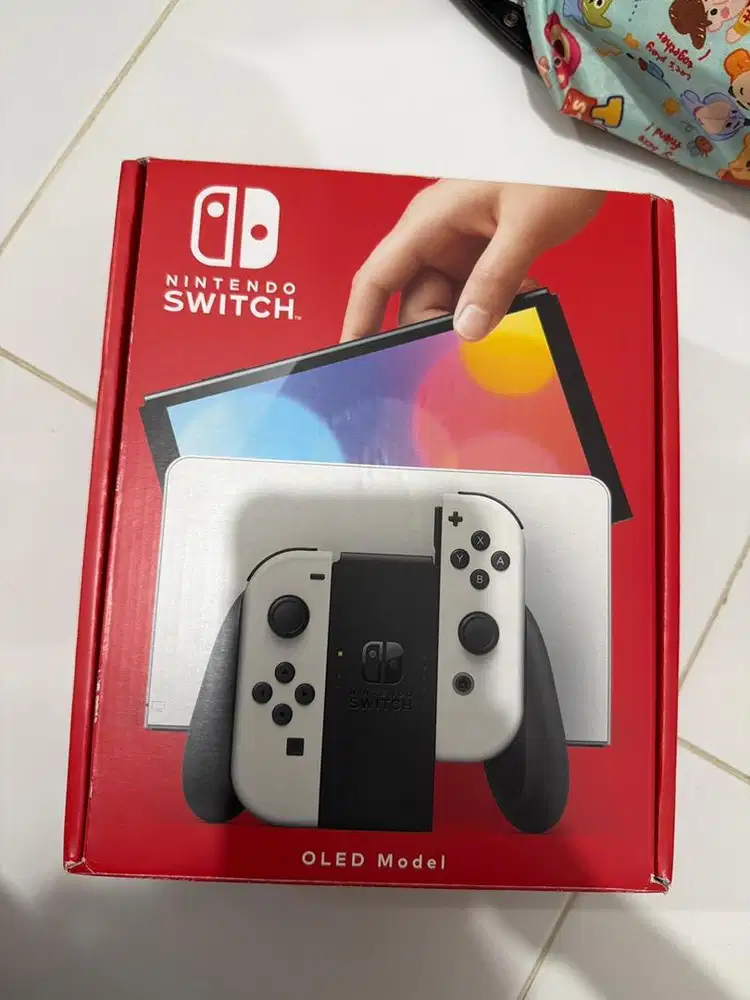 Nitendo switch OLED model console extra joycon &game card