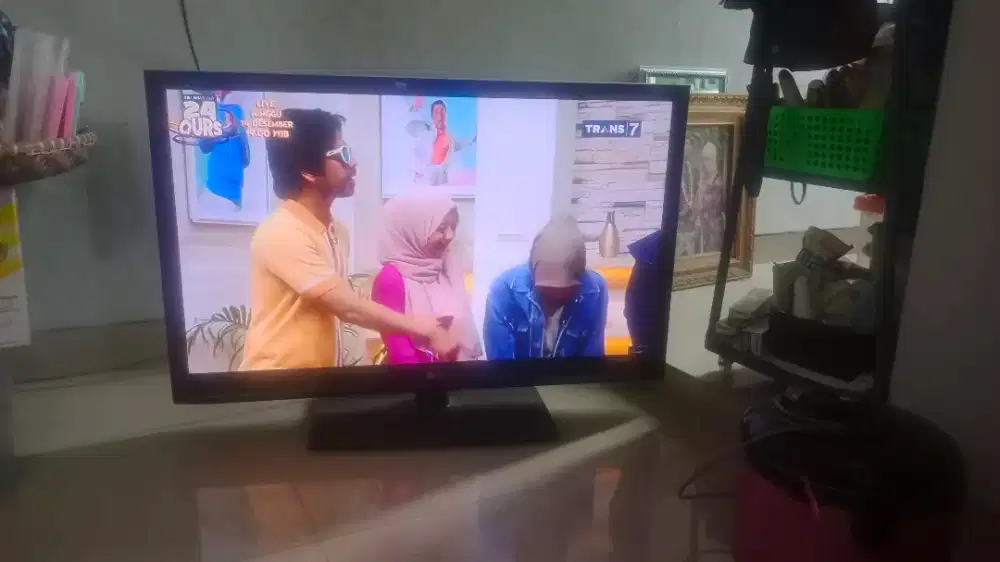 Jual TV LED .42 IN