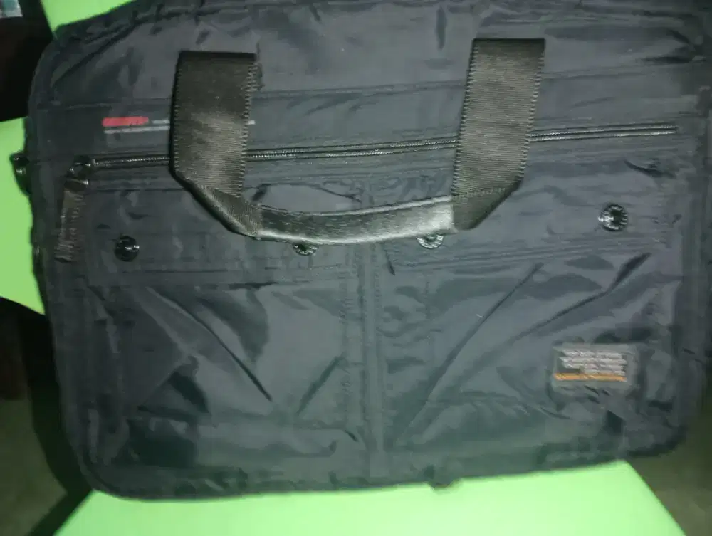 Tas Kerja Laptop