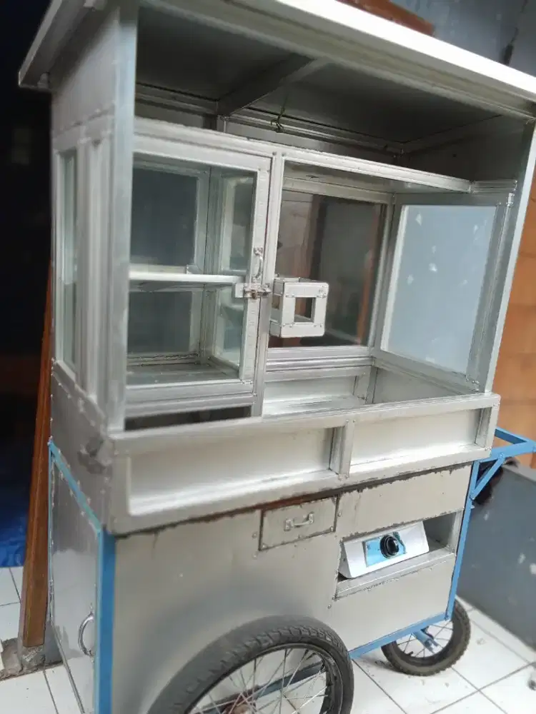 Dijual grobak bakso malang kondisi masih baru