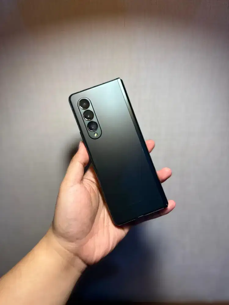 Sansung Galaxy Z Fold 3 12/512gb Resmi Sein