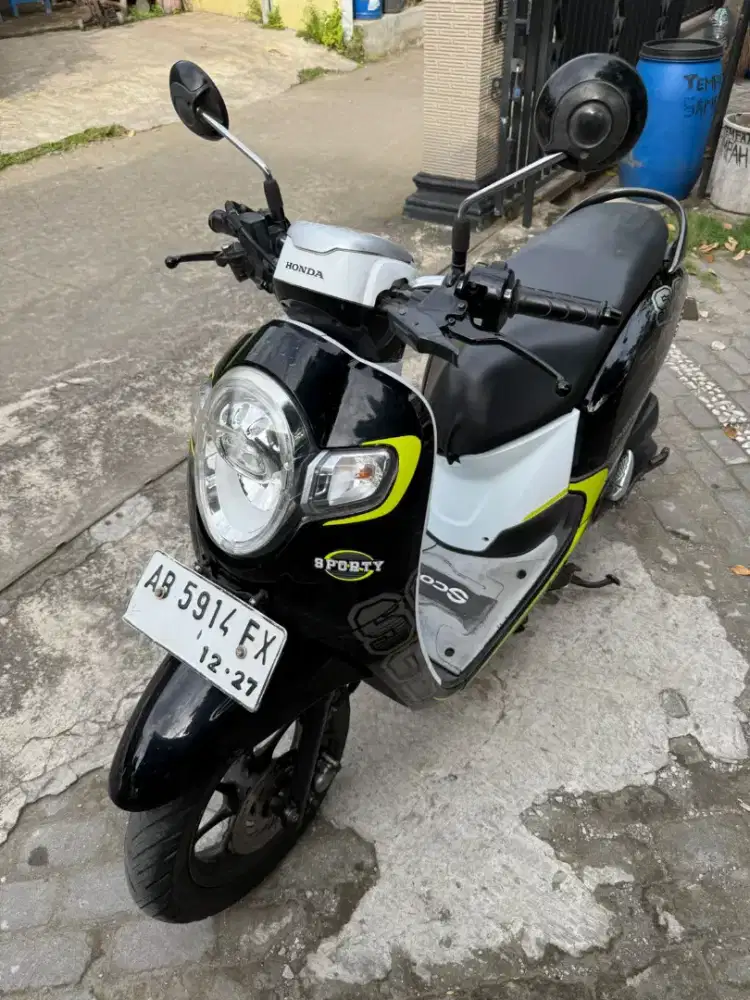 Scoopy THN 2017 plat AB sleman