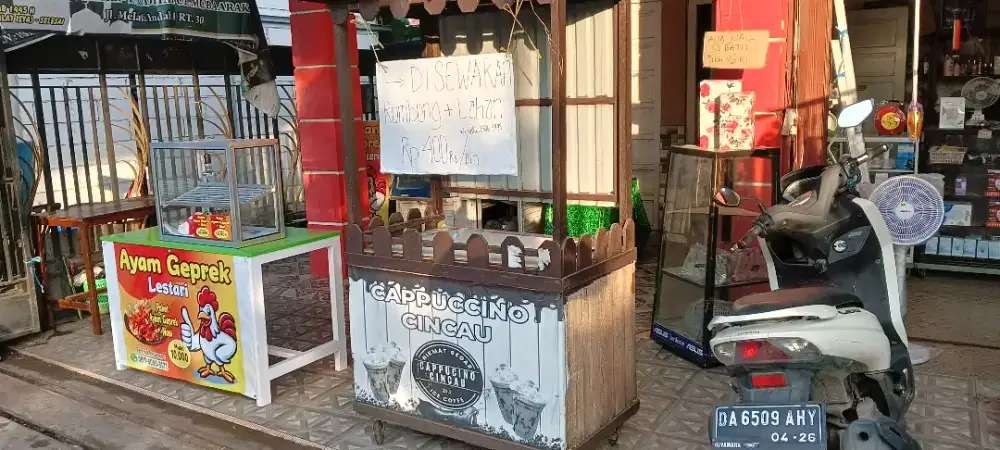 Disewakan rombong+lahan daerah ramai