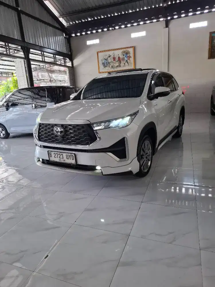 INNOVA ZENIX Q HYBRID MODELISTA