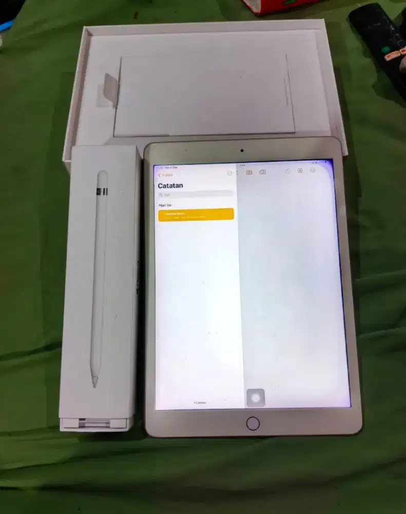 iPad gen 8 + Apple pencil gen 1