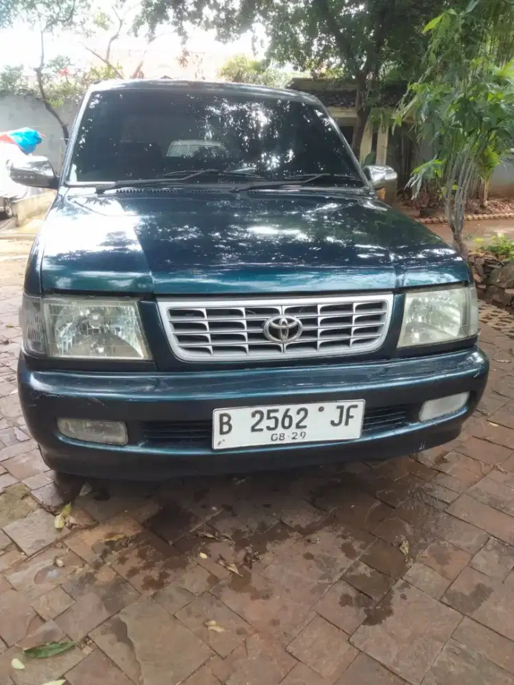 Toyota Kijang LSX 1.8 MT tahun 2001