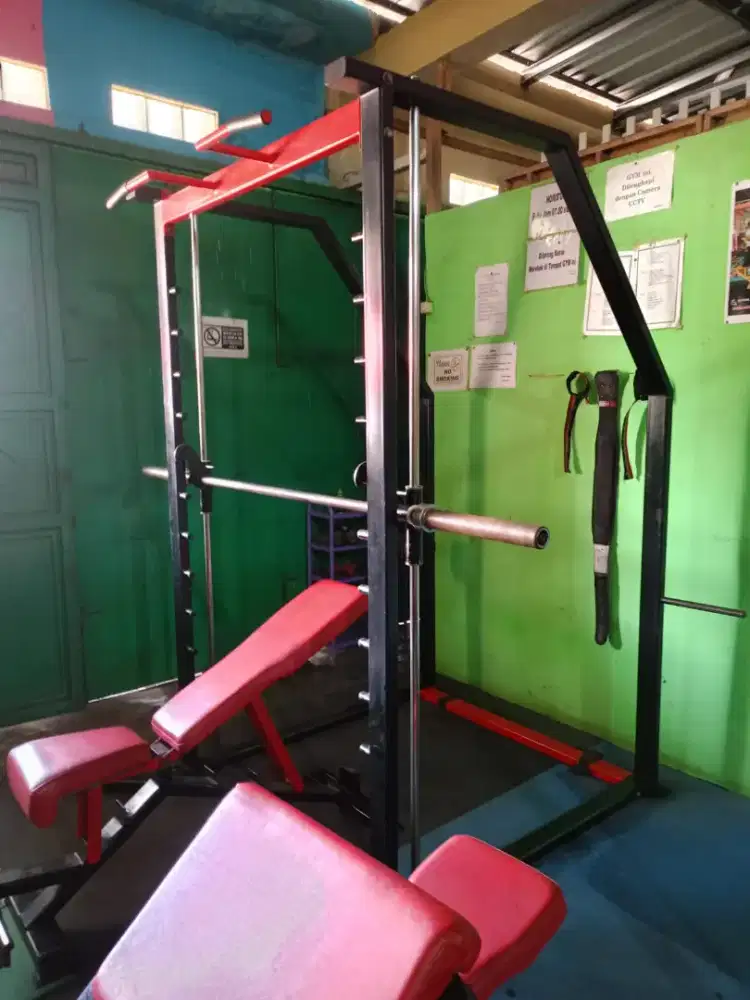 SMITH MACHINE PLUS ADJ BENCH