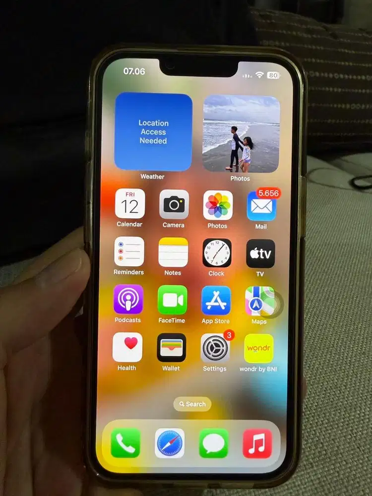 Iphone 13 128 GB White UAE version, hand carry