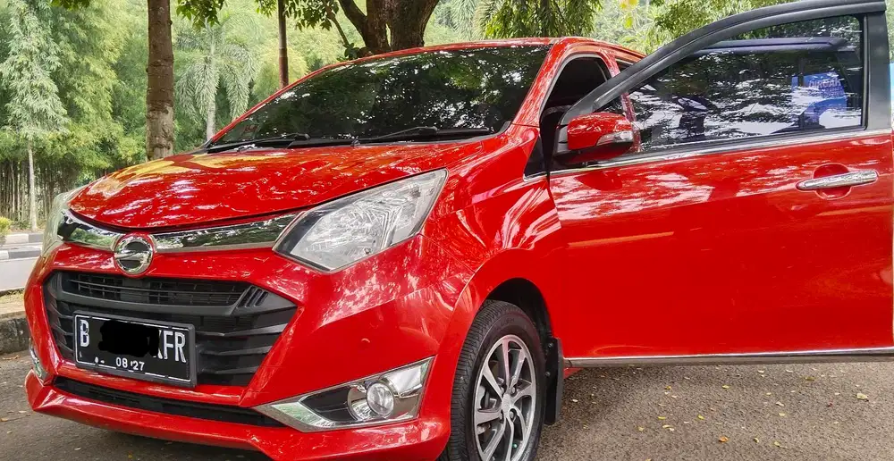 (ISTIMEWA) SIGRA R DELUXE 1.2 M/T 2017