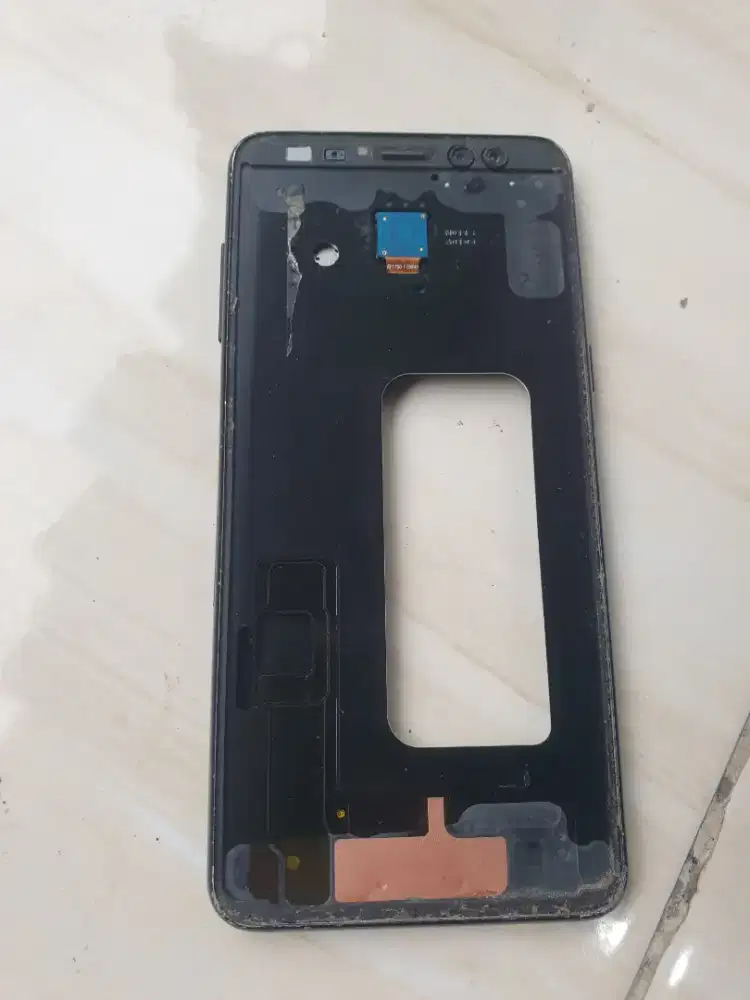 Mesin dan Frame Samsung A8 (2018) 4G Ram 4/64Gb original copotan Nyala