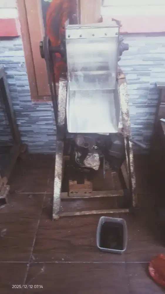 Jual mesin kelapa parut dan santan full set siap pakai