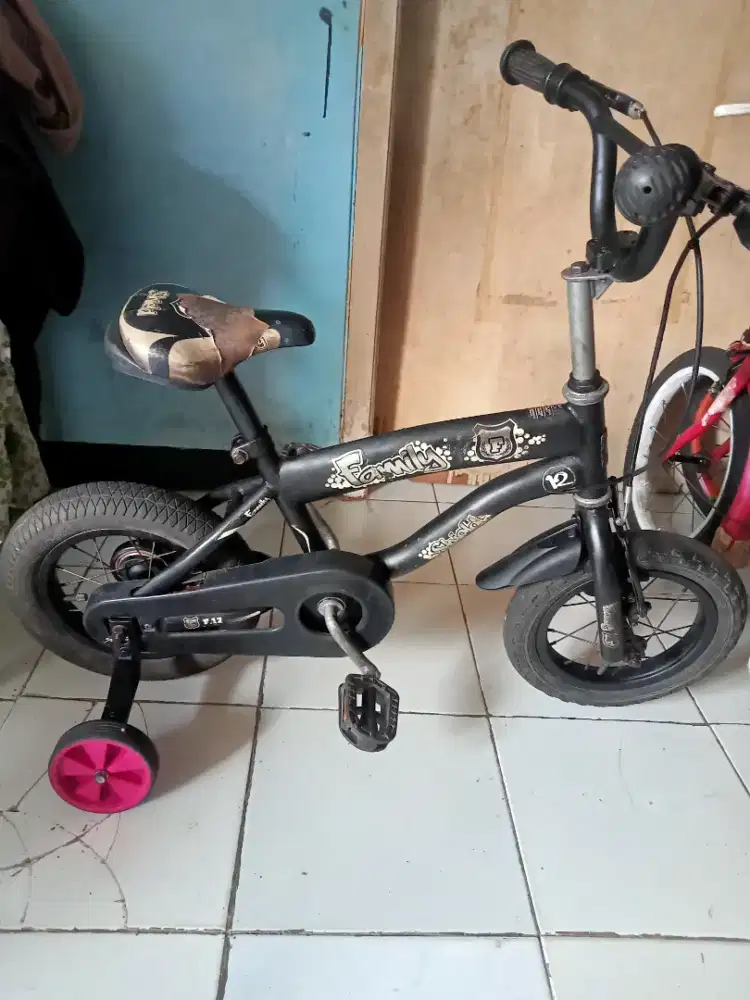 Sepeda anak laki UK 12(3,4-5th)