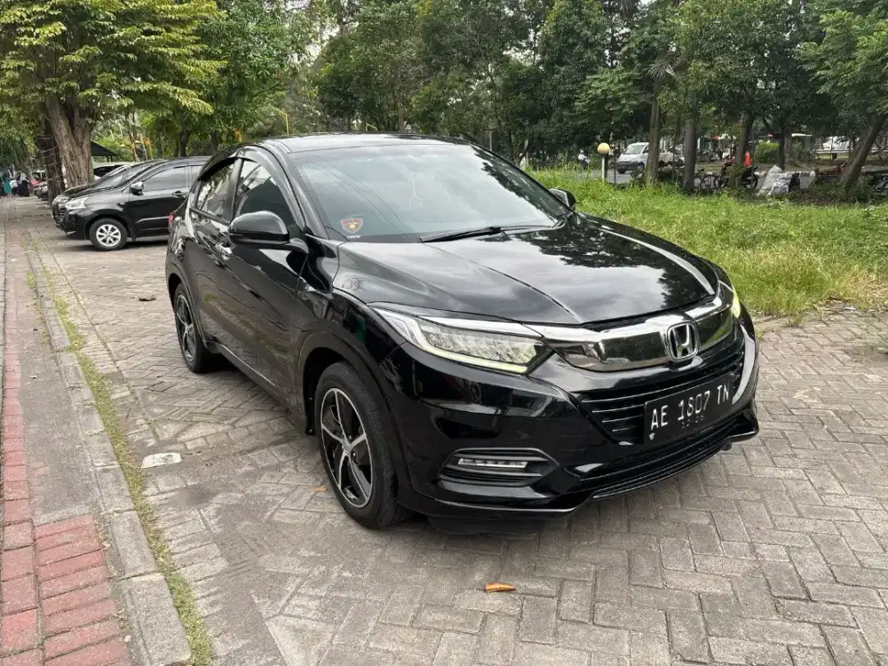 Honda HRV 1.8 Prestige 2020 Sunroof Tgn1 Full Original Istimewa
